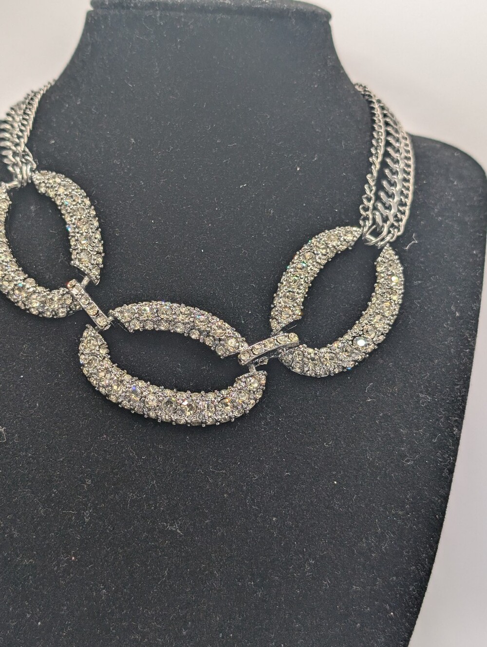 Vintage Crystal Pavé Statement Necklace - Women Jewelry
